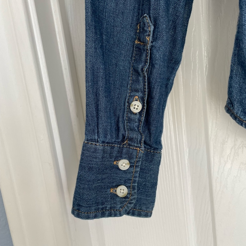NWOT Universal Thread 100% cotton chambray button front long sleeve shirt - Picture 5 of 7